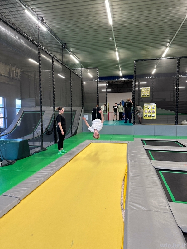 trampolinhalle 2025  (2)