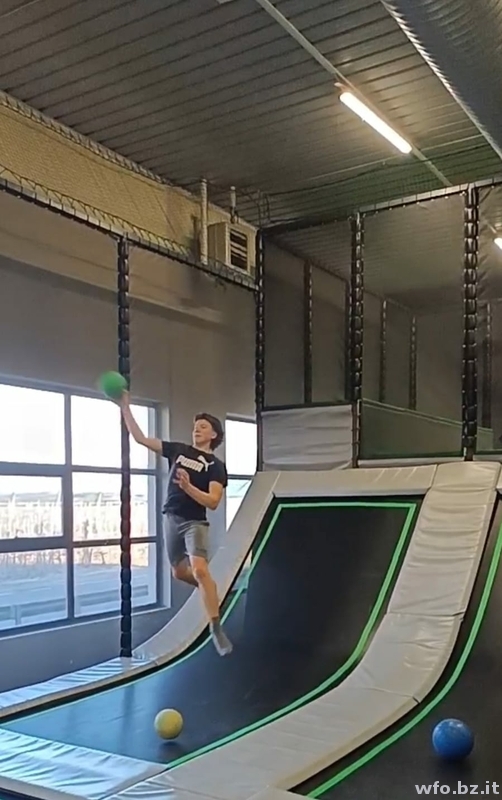 trampolinhalle 2025  (15)