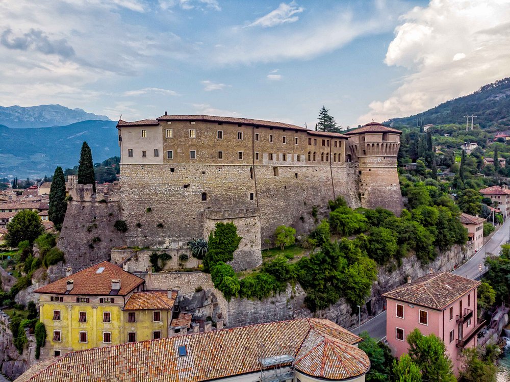 il-castello-di-rovereto.jpg