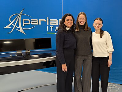 Marie Rottensteiner und Judith Unterhofer bei Pariani Italia