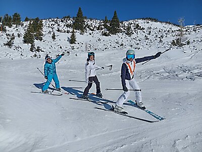 Ski fahren, Rodeln, Wandern 2025